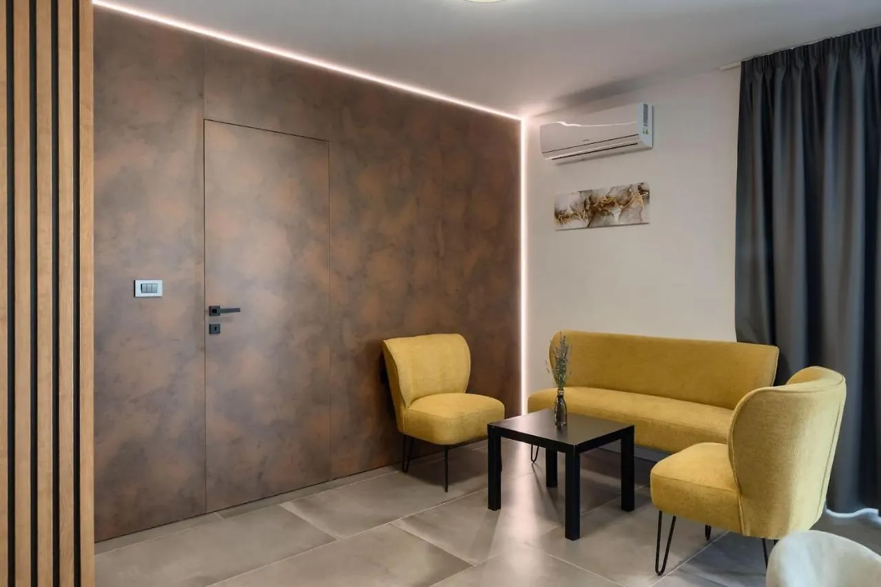 Modern Villa Ana With 2 Bedrooms In Tinjan Brecevici